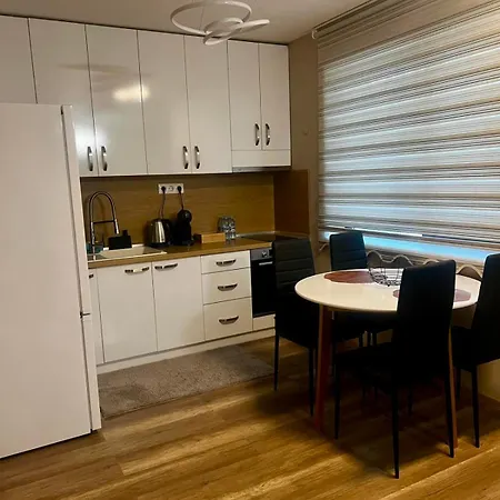 Raya - In Plovdiv, With Private Parking Apartmán